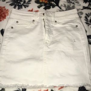 mini skirt